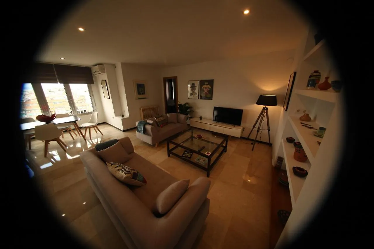 Apartamento Centro De Granada Vistas Fantasticas Y Un Parking Gratis contacts